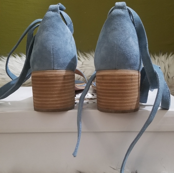 Steve Madden Gladiator Block Heel Sandals - Picture 4 of 9